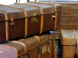 Descubre las mejores mesas plegables tipo maleta en Alcampo